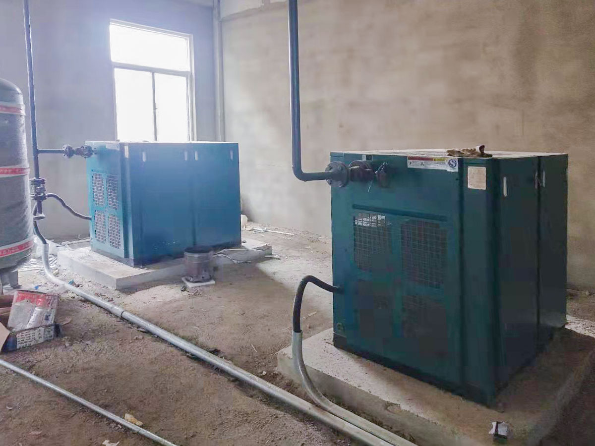 大连某新材料有限公司采购37KW空压机
